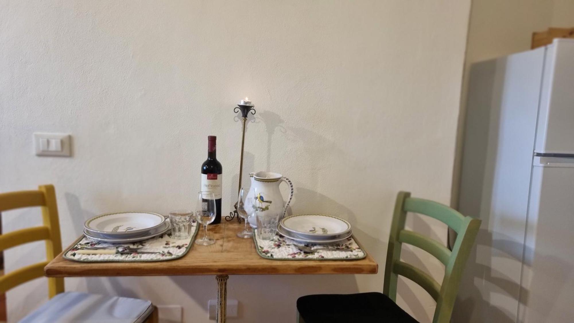 Il Piccino 29, Esperienza Romantica In Borgo.... Montescudaio Exterior foto