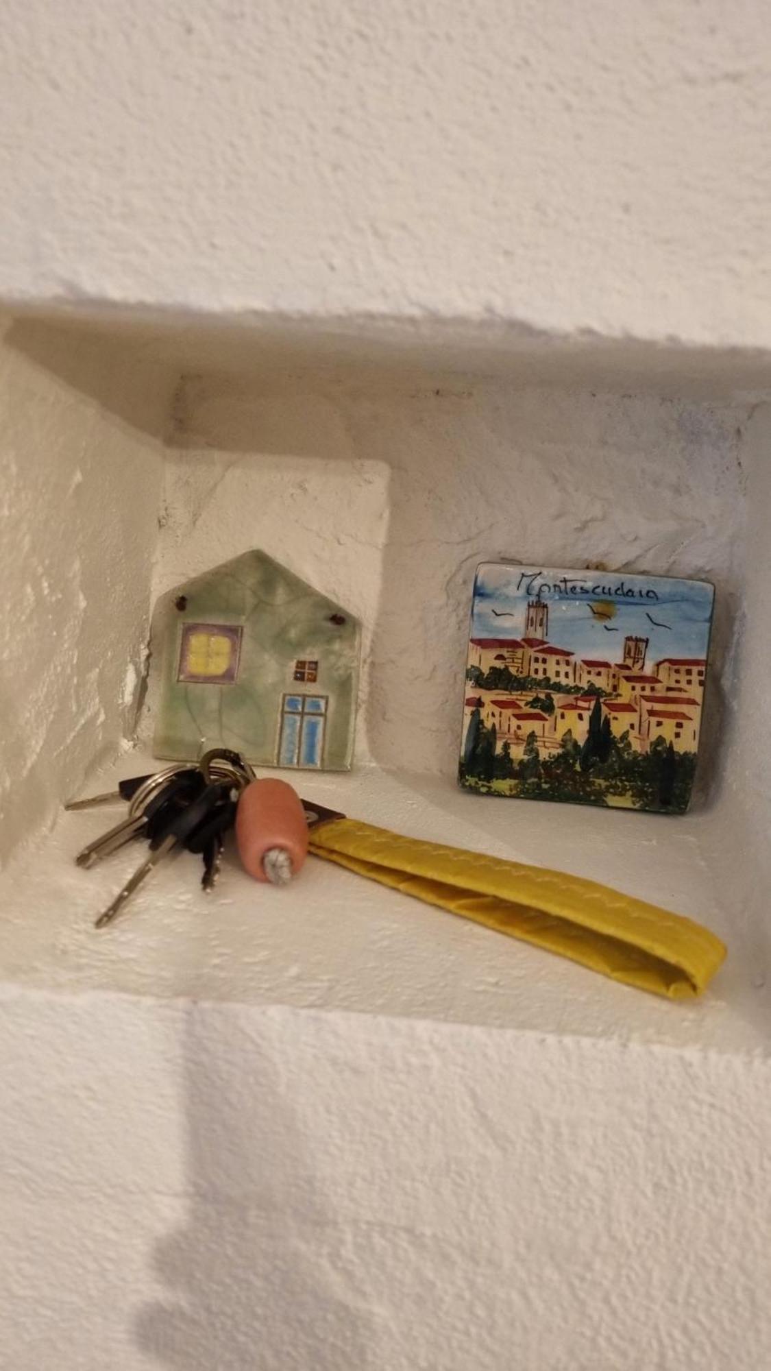 Il Piccino 29, Esperienza Romantica In Borgo.... Montescudaio Exterior foto